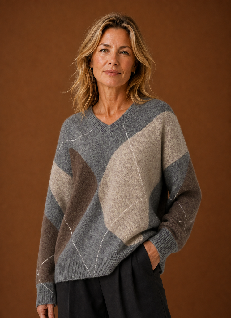 Thessaly | Women's Oversized Argyle Knit V-Neck Jumper