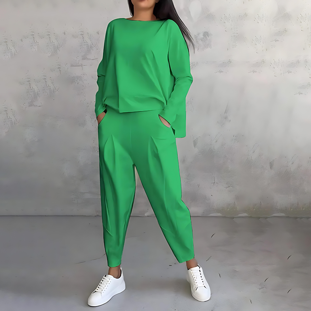 Marlow | Women's Loose-Fit Boat Neck Long Sleeve Two-Piece Set
