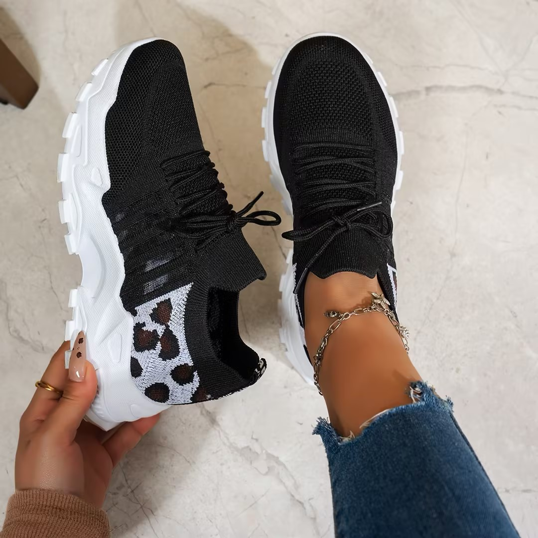Maica | Women's Chunky Lace-Up Low-Top Trainer