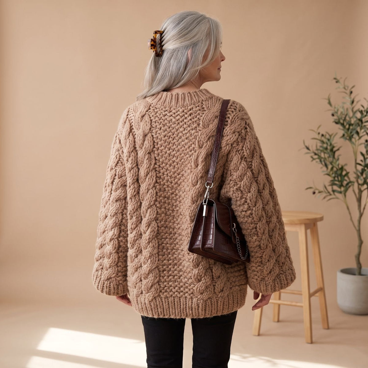 Delia | Women's Oversized Chunky Crew Neck Cable Knit Pullover Sweater